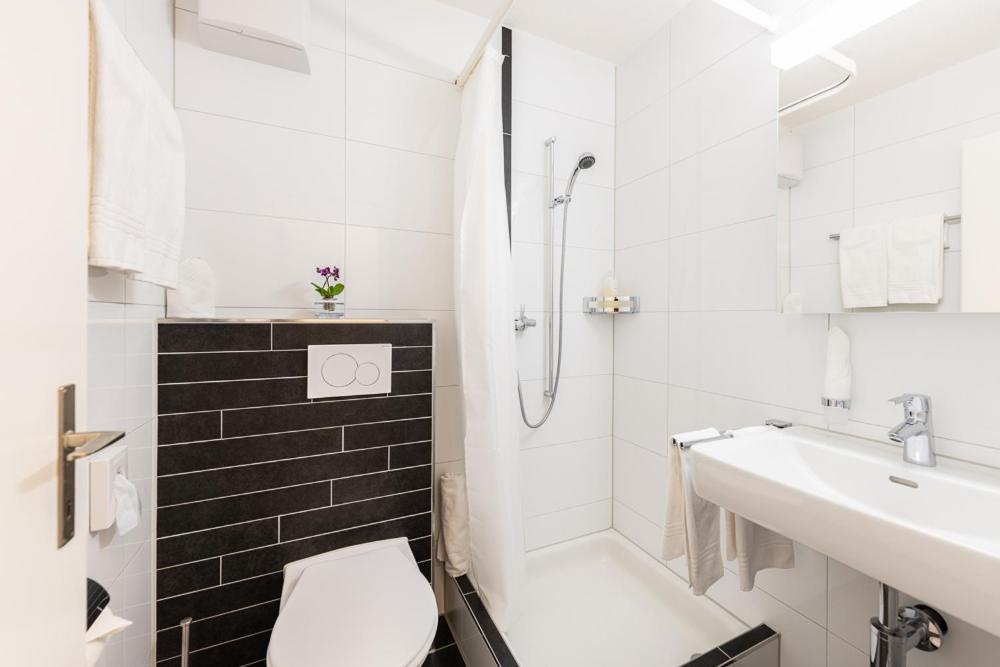 Noah Hotel Ruti  Zewnętrze zdjęcie